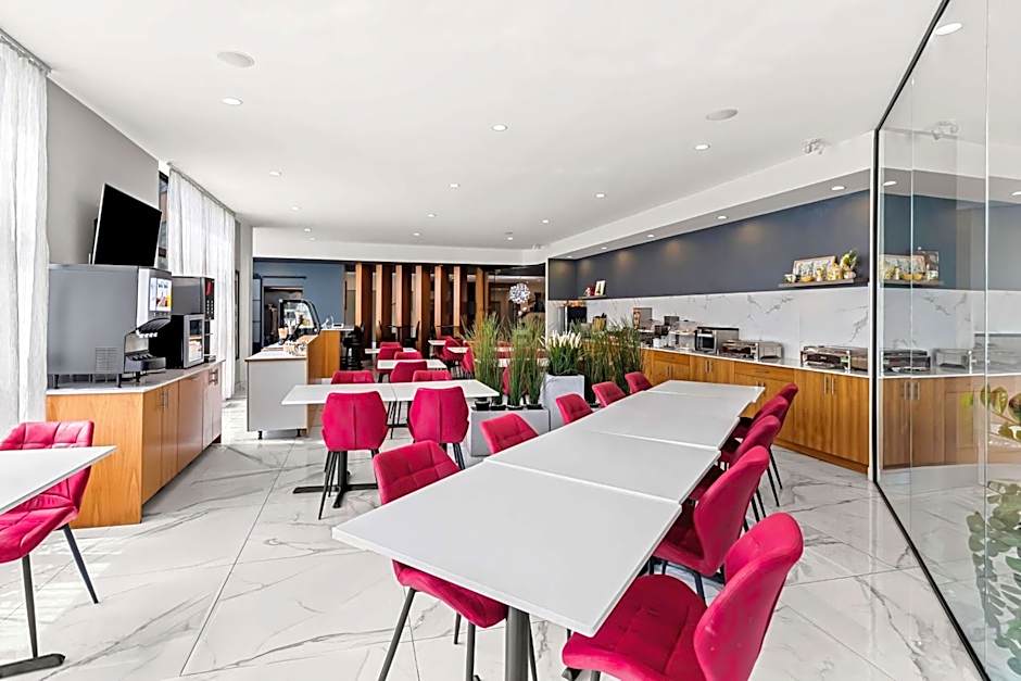 Best Western Plus Montreal East