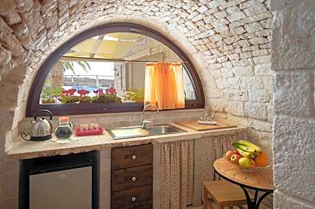 Trullo Junior Suite with Pool View