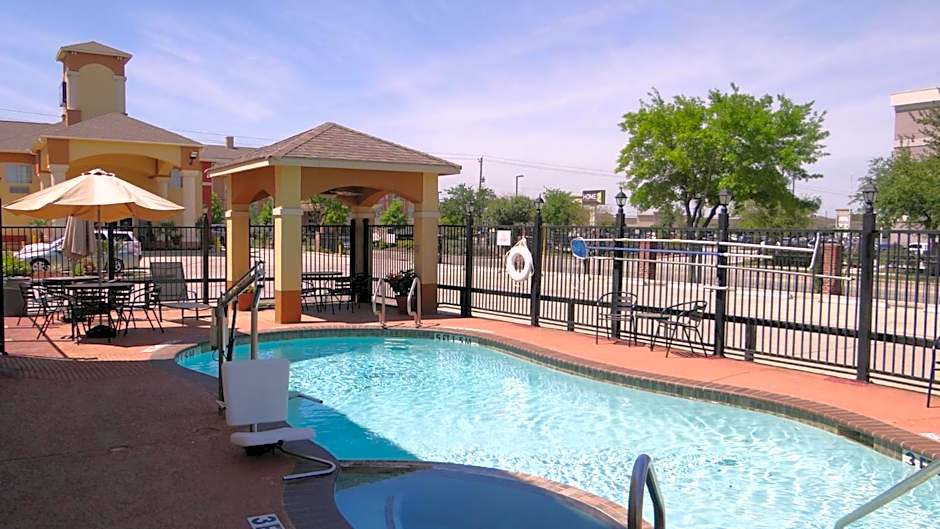 Regency Inn & Suites - Baytown