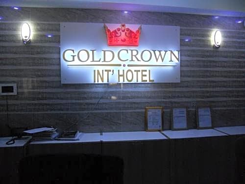 Gold Crown Room