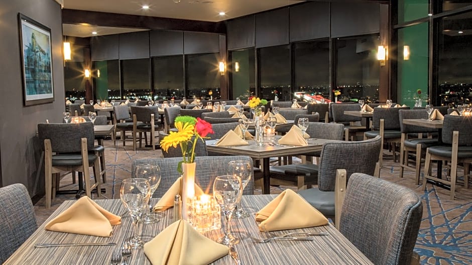 Holiday Inn Long Beach - Airport By IHG
