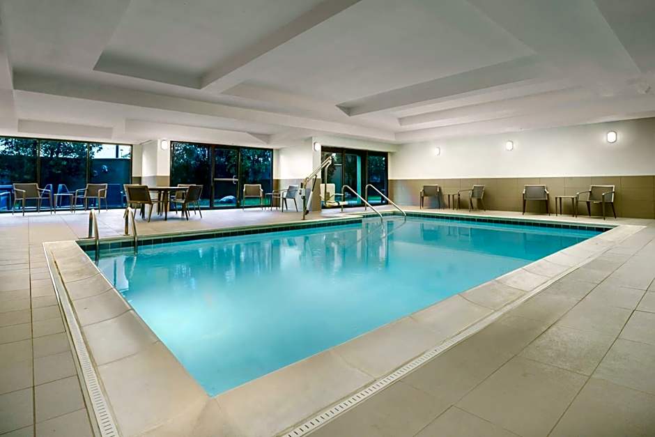 Courtyard by Marriott Chicago Midway Airport