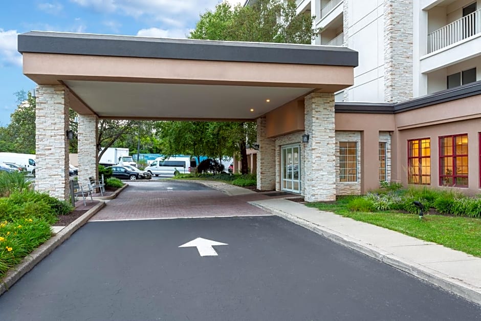 Holiday Inn Express Hotel & Suites King Of Prussia