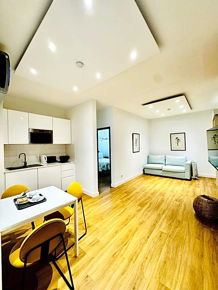 Photo 1 of 4 of Family Suite