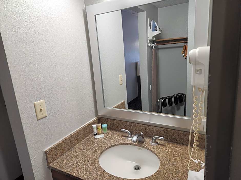 Twin Cities Inn, Mounds View