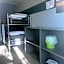 Beachcomber Lodge & Backpacker