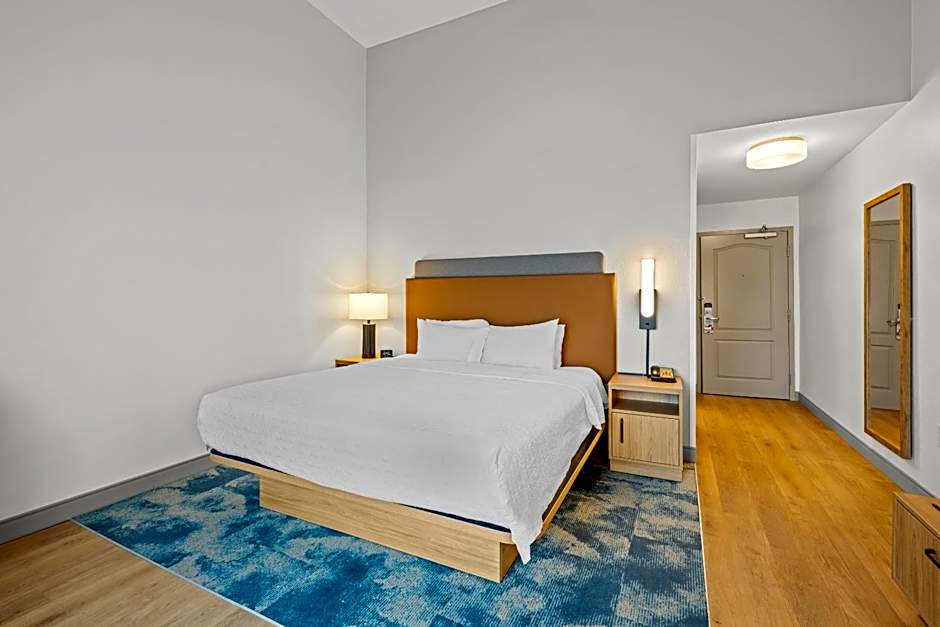 Hampton Inn & Suites by Hilton Swansboro Near Camp Lejeune