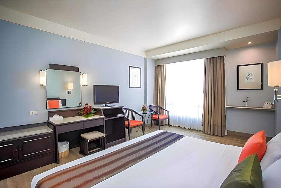 Phuket Merlin Hotel