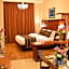 Comfort Hotel Suites