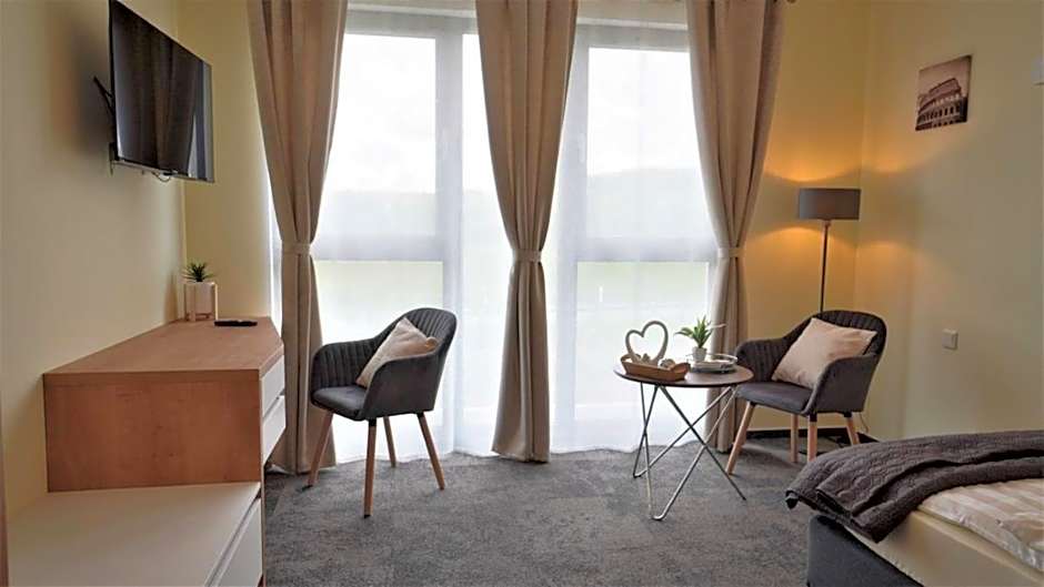 LikeDaheim Apartments