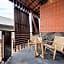 Mokko Suites Batubelig