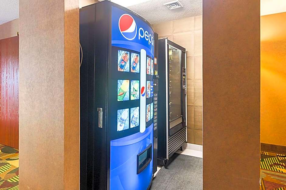 Sleep Inn & Suites Bay View Acme - Traverse City