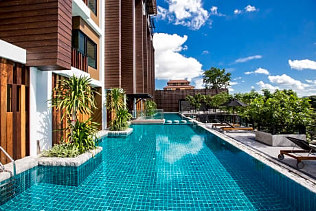 Natee The Riverfront Hotel Kanchanaburi