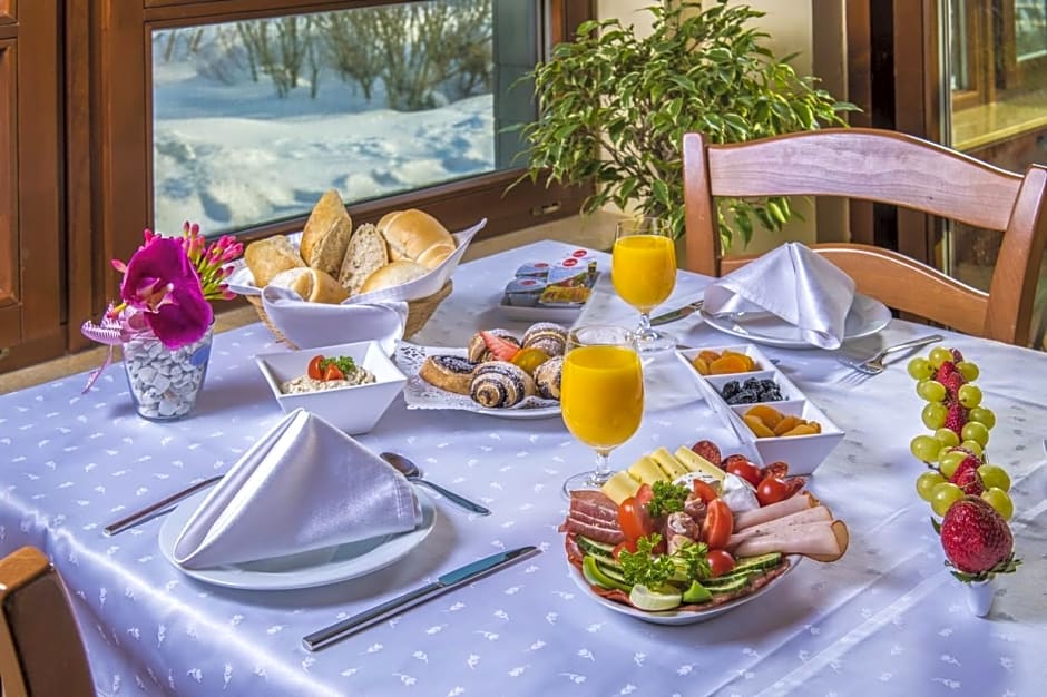 Forest Hills Hotel & Golf Zirc