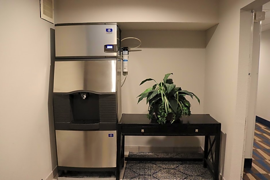Microtel Inn & Suites by Wyndham Columbus/Near Fort Benning