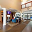Comfort Suites Lombard - Addison