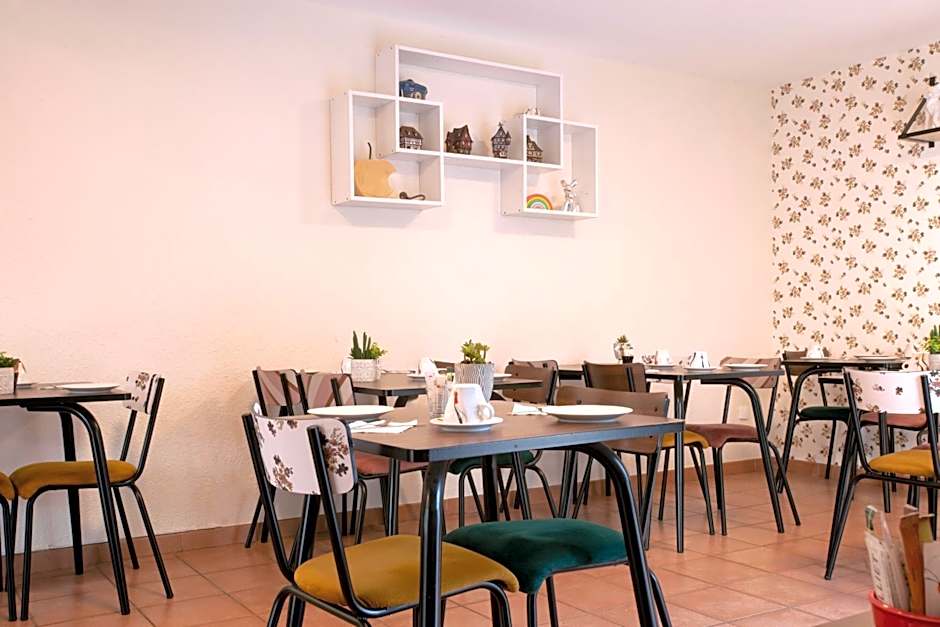 Hotel Arc-En-Ciel Colmar Contact Hotel
