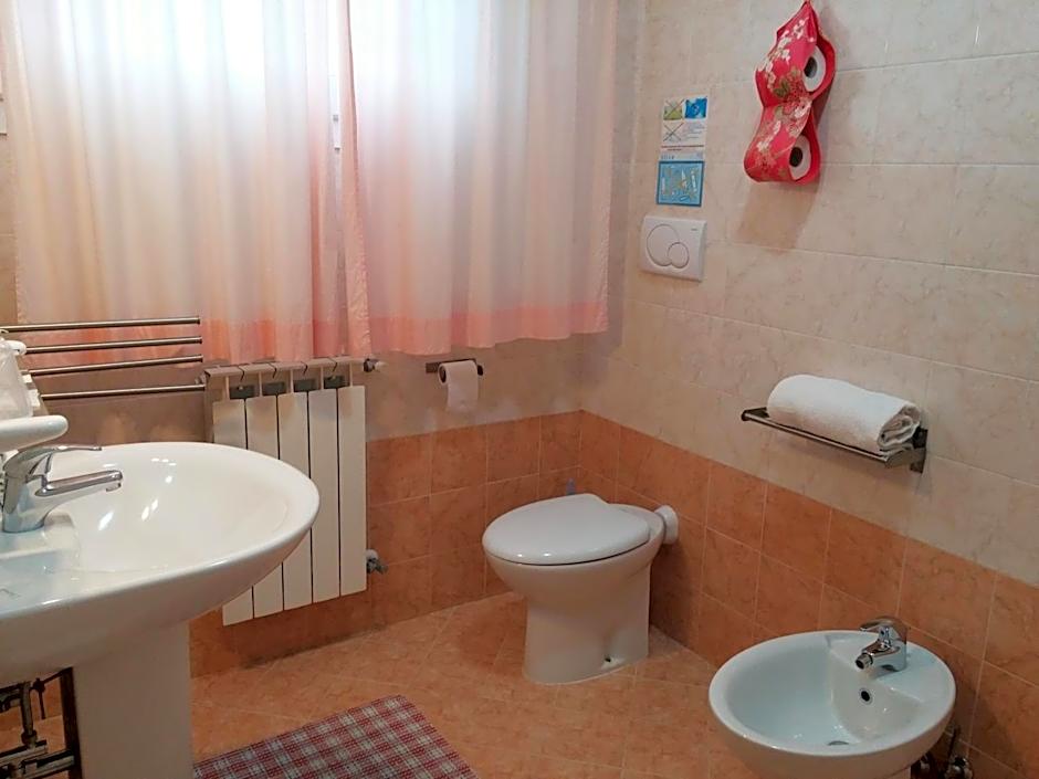 Venice Airport Room