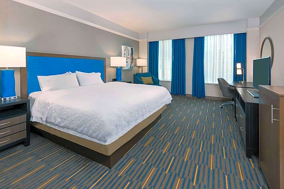 Hampton Inn By Hilton And Suites Buffalo Downtown