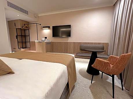 Deluxe  Room