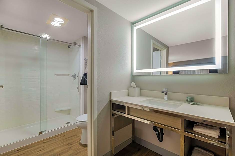 Best Western Diamond Bar Hotel & Suites