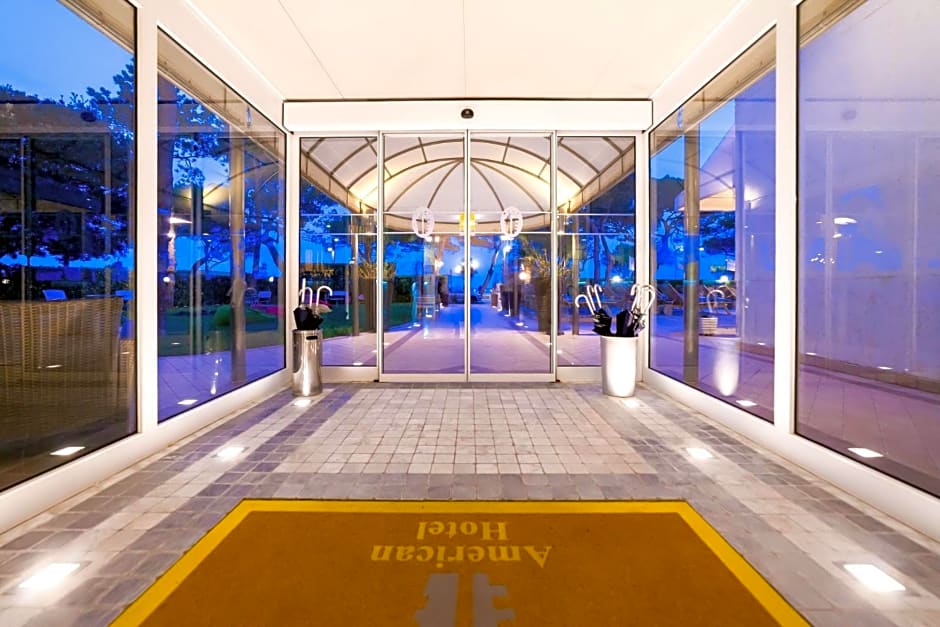 American Hotel