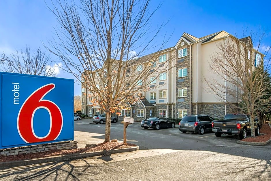 Motel 6-Canton, GA
