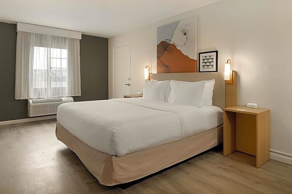 Spark by Hilton Rock Springs