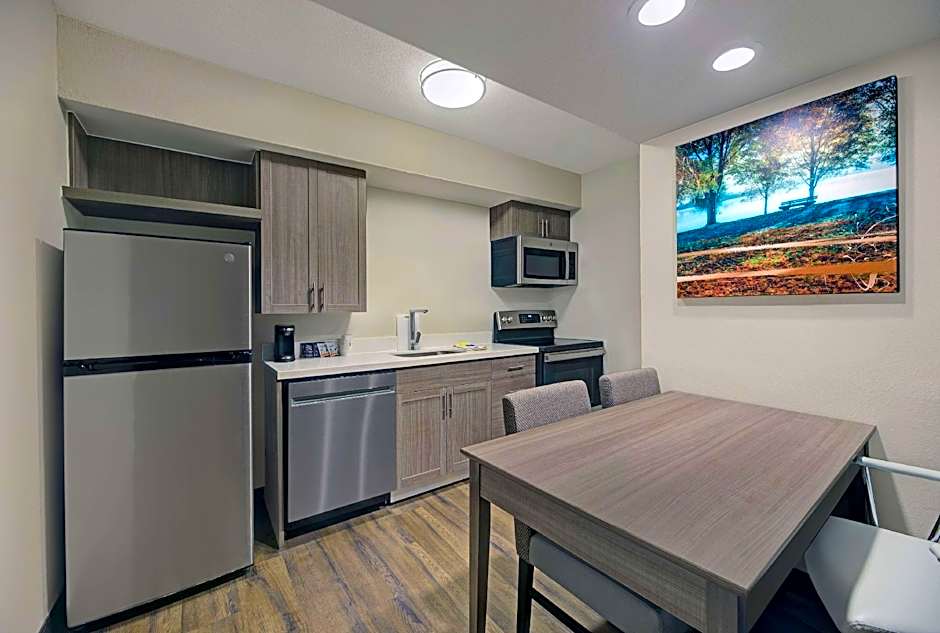 Best Western Fishkill Inn & Suites