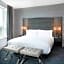 Holiday Inn Express Boston - Quincy By IHG