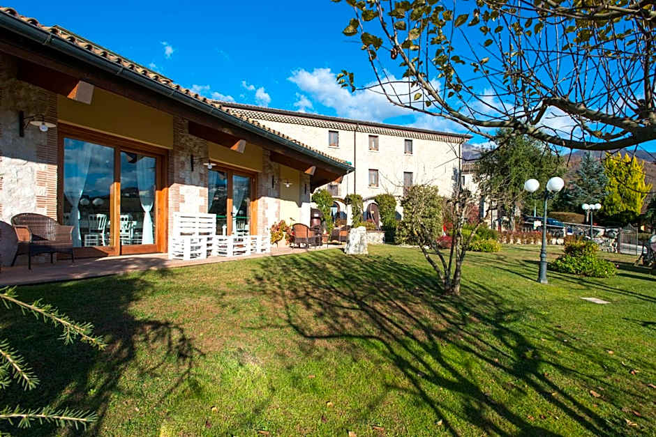 Valle Dell'Aquila Country House