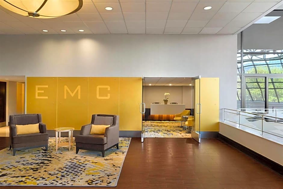 Hilton Stamford Hotel & Executive Meeting Center