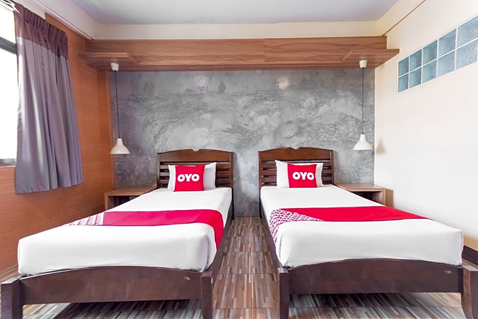 OYO 1118 K L Boutique Hotel