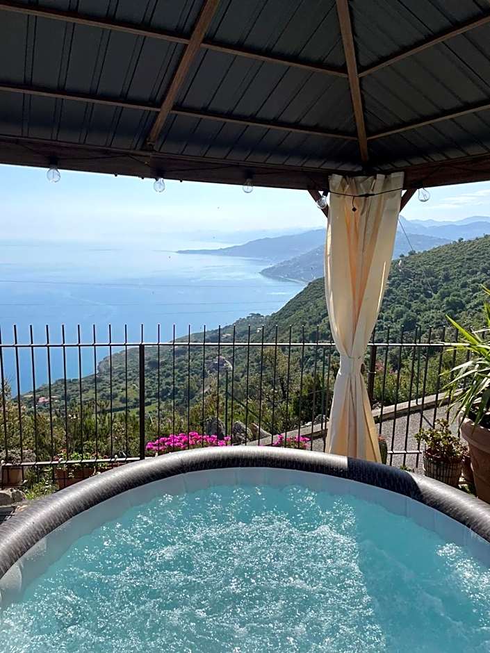 B&B Roomantic & Piscina Idromassaggio