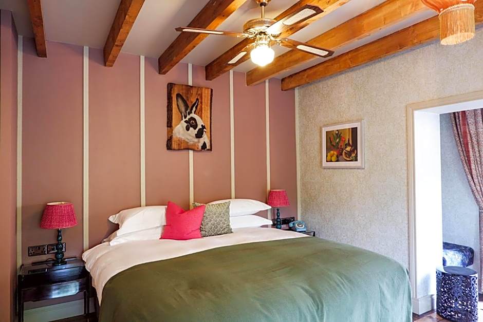 The Rabbit Hotel & Retreat