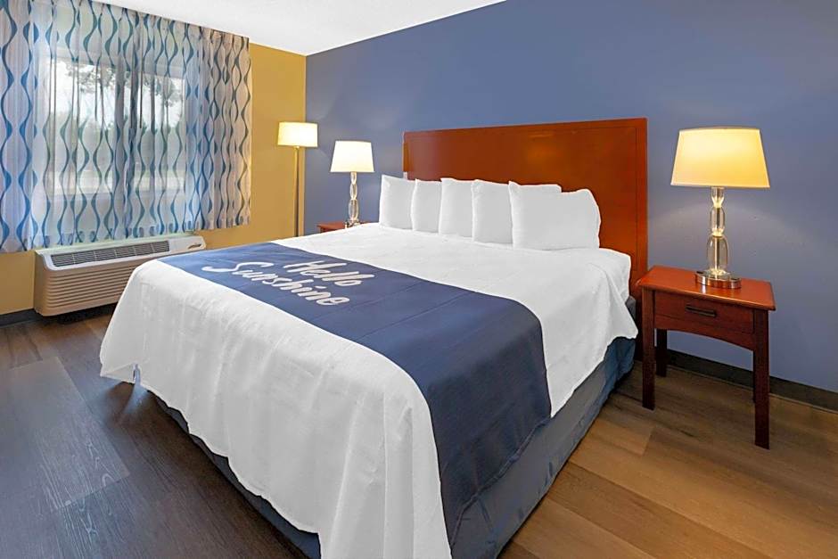 Days Inn by Wyndham Milan Sandusky South