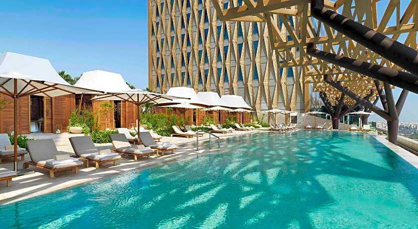 Four Seasons Hotel Kuwait at Burj Alshaya