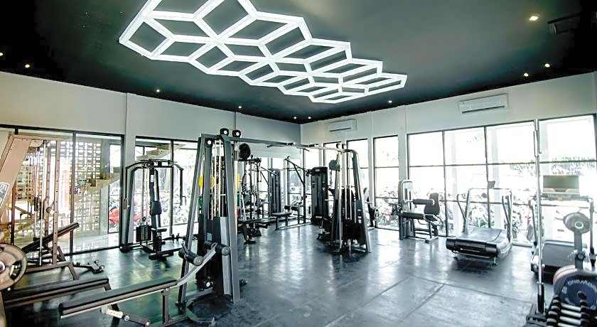 Front One Hotel Purwodadi