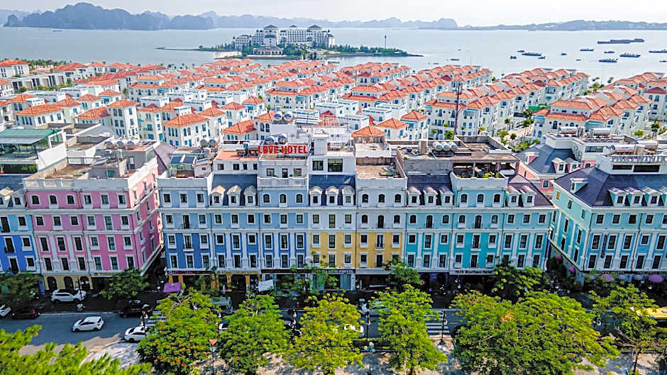 Photo 1 of 27 of Ruby Hạ Long 8 Hotel