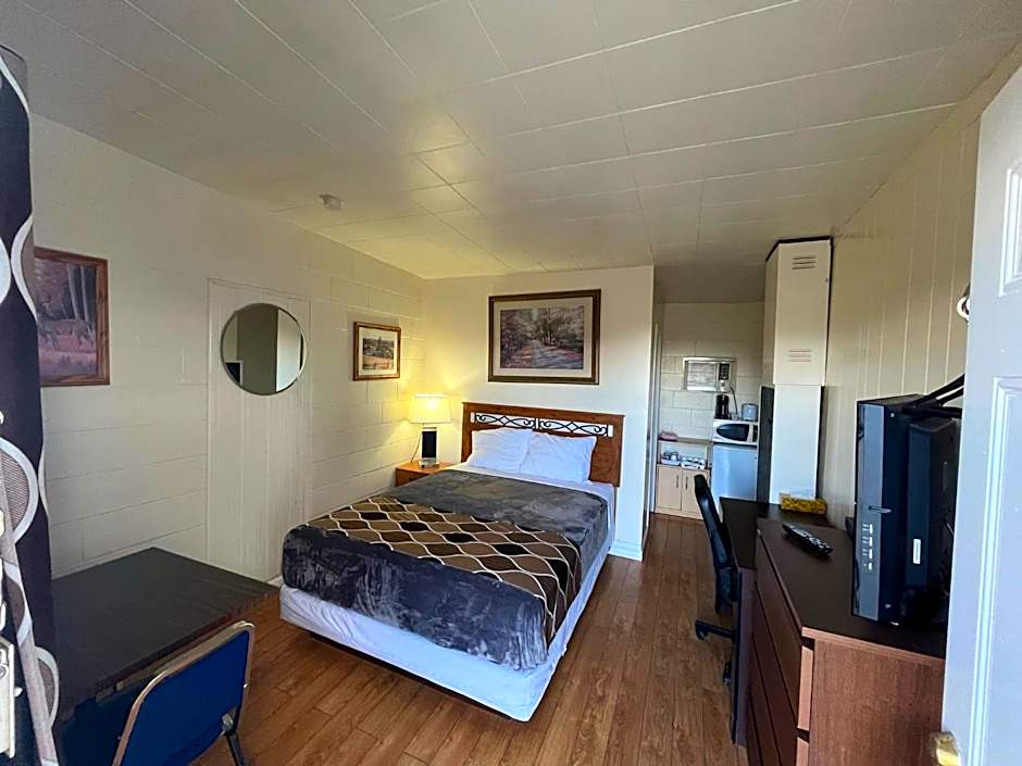 West Castle Motel