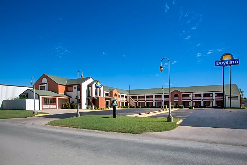 Days Inn by Wyndham Wichita West Near Airport