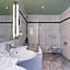 Garner Hotel Cologne East By IHG