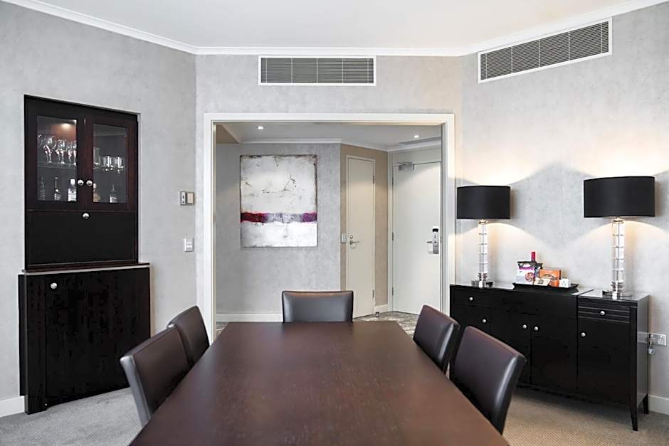 Foto 1 di 4 di 1 Bedroom Suite, City View