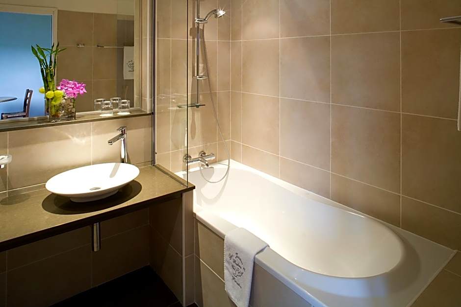 Les Jardins de Bakea