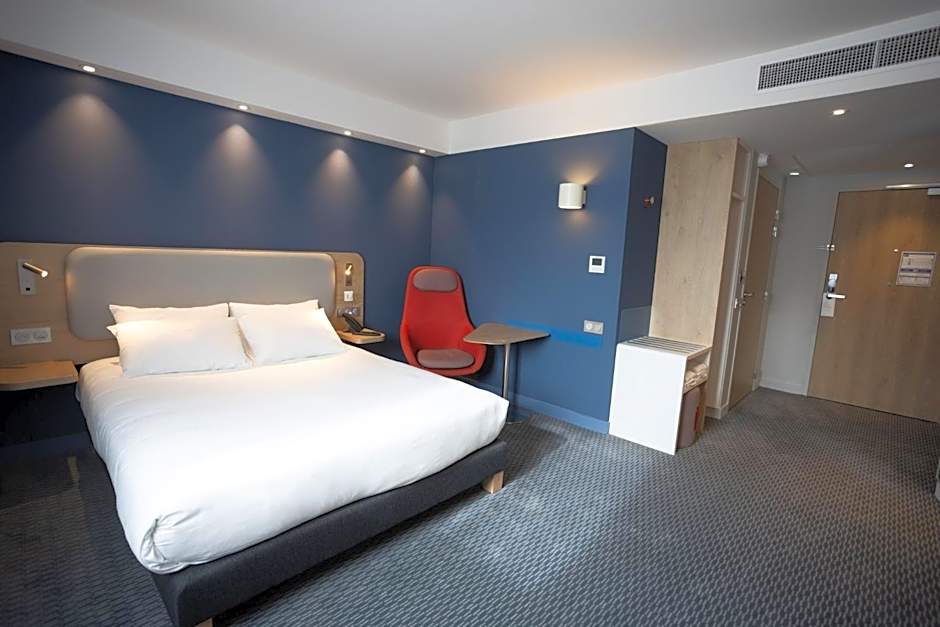 Holiday Inn Express Caen - Epron By IHG