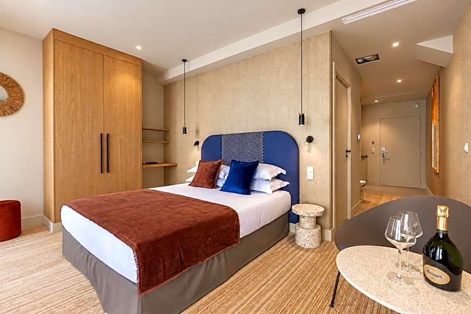 Suites FL By Sweett
