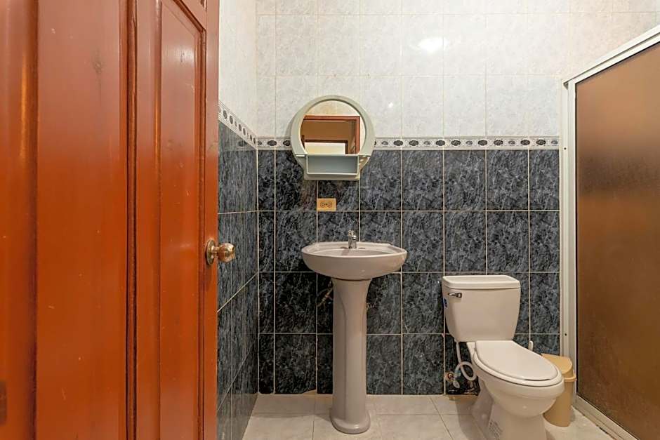 Tropical Island Apartahotel