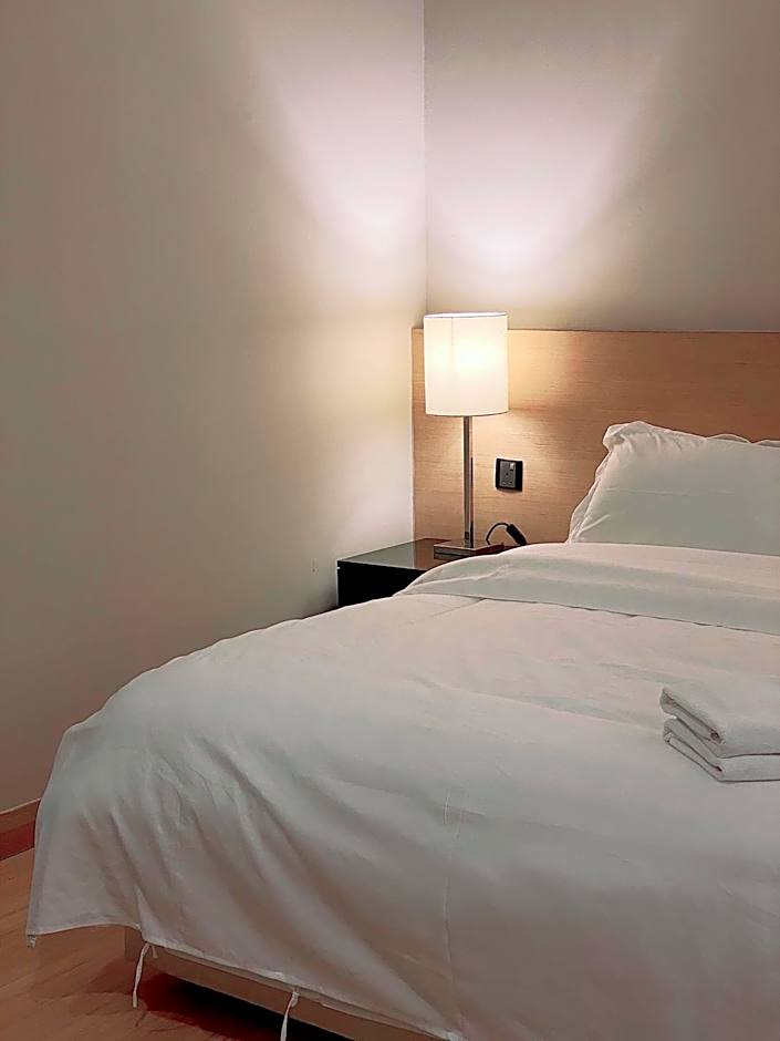 Straits Suite by C Homestay Malacca