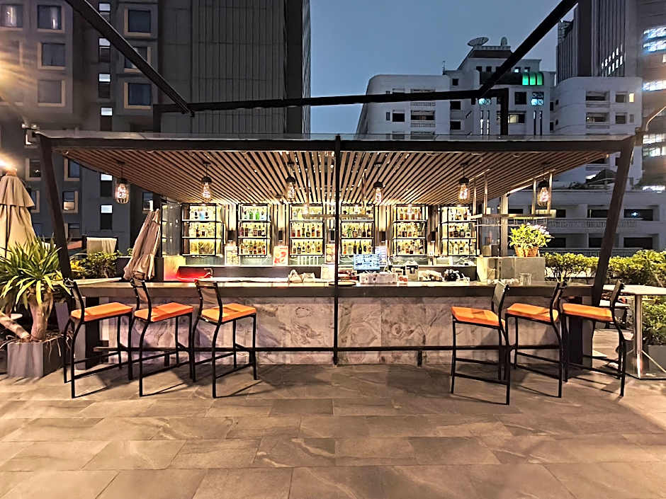 Citrus Suites Sukhumvit 6 by Compass Hospitality (SHA Extra Plus)