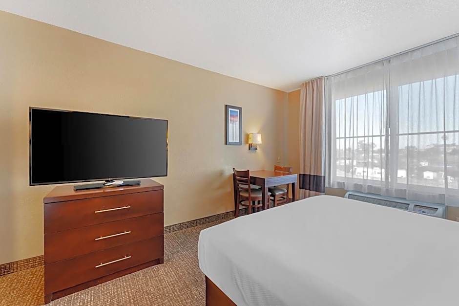 Comfort Inn Lathrop Stockton Airport